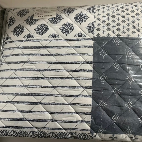 Madison Park 3 Piece Farmhouse Patchwork Quilt Set - Picture 11 of 12